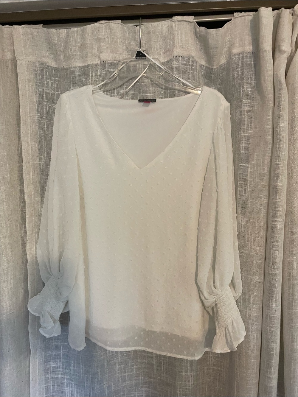 Women's White Textured V-Neck Blouse